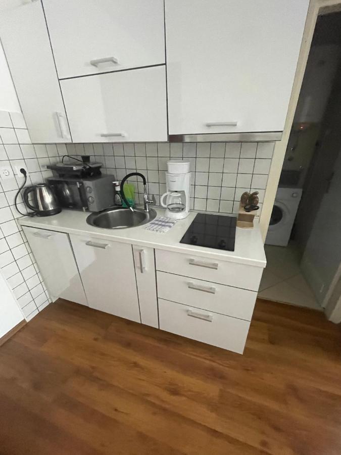 Apartment Deluxe Im Medolino Esterno foto