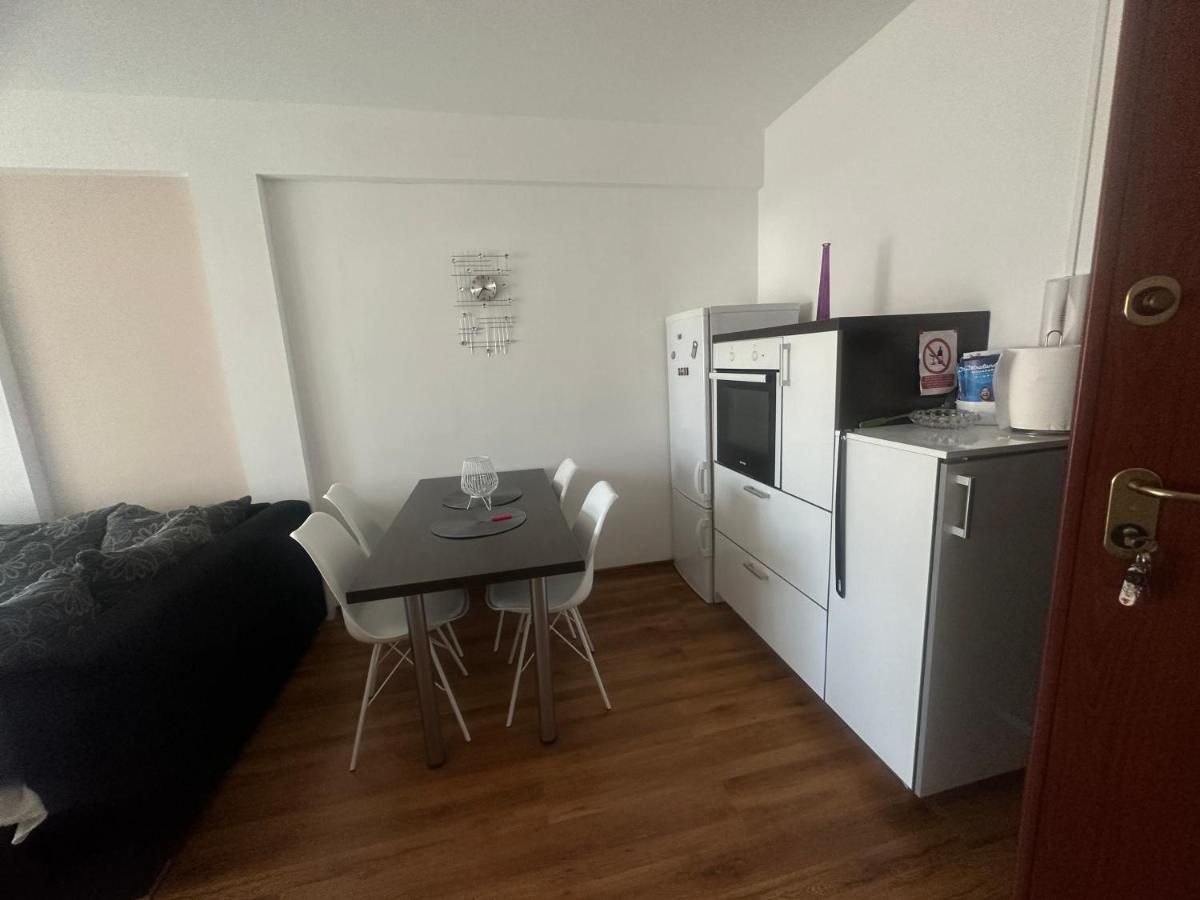 Apartment Deluxe Im Medolino Esterno foto