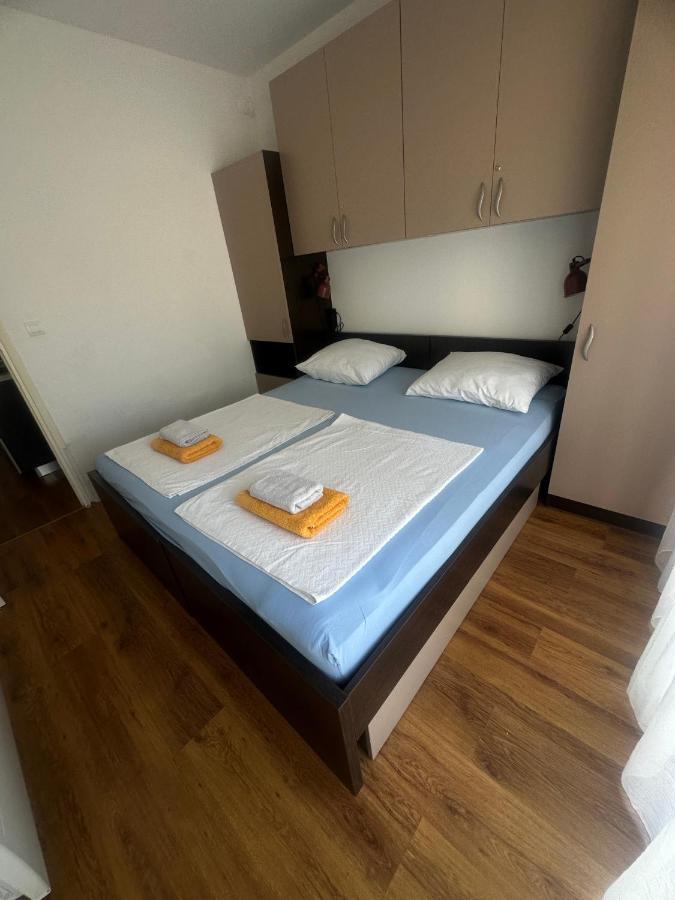 Apartment Deluxe Im Medolino Esterno foto
